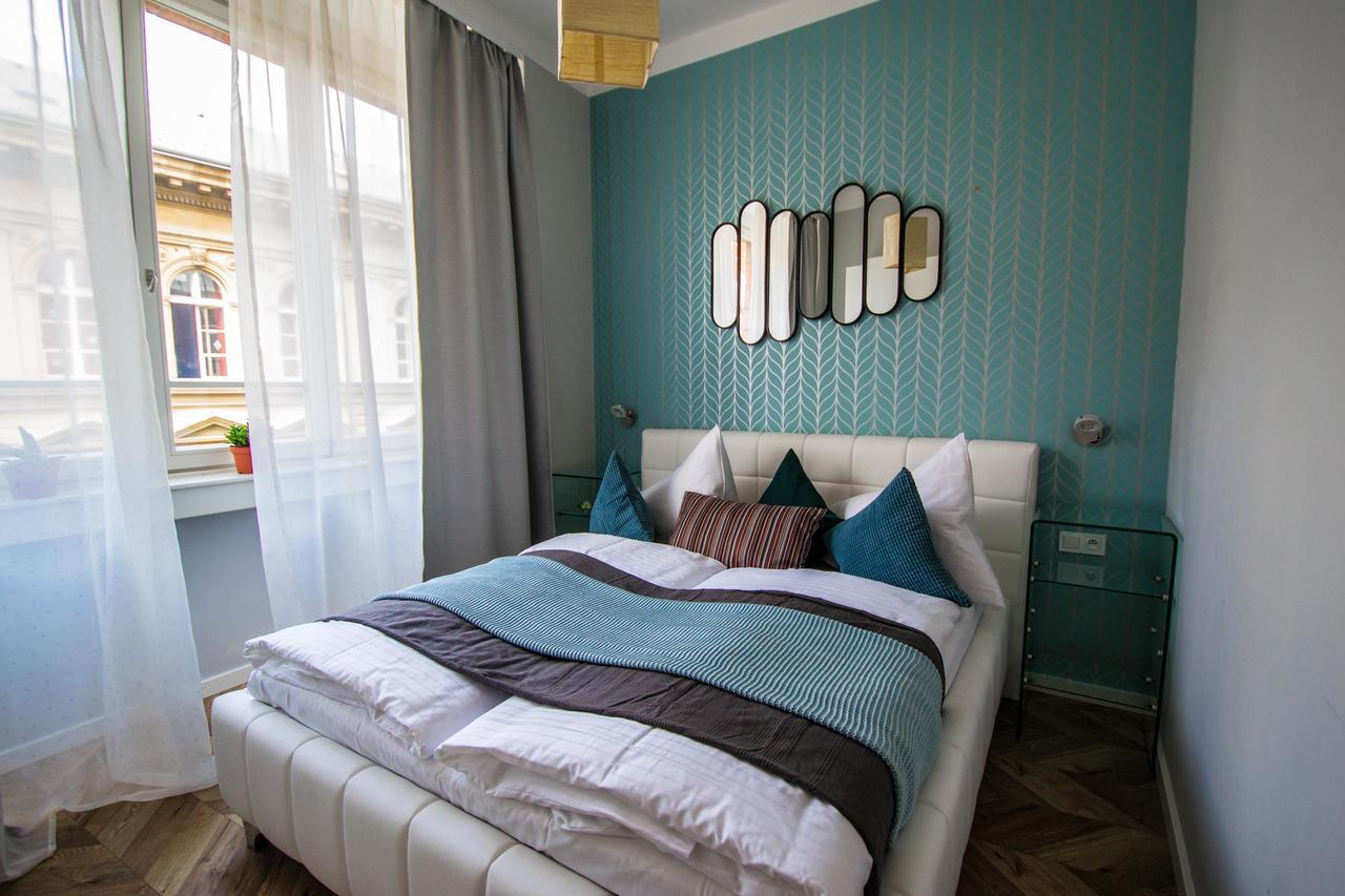 Executive Bright Apt. By Ruterra Praga Exterior foto