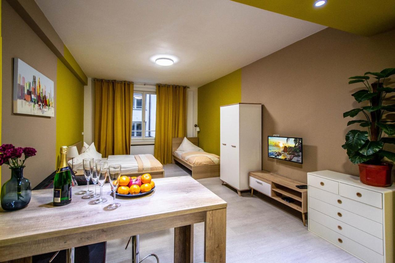 Executive Bright Apt. By Ruterra Praga Exterior foto